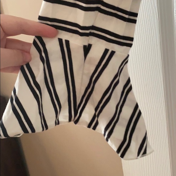 Cute top! - Picture 3 of 3